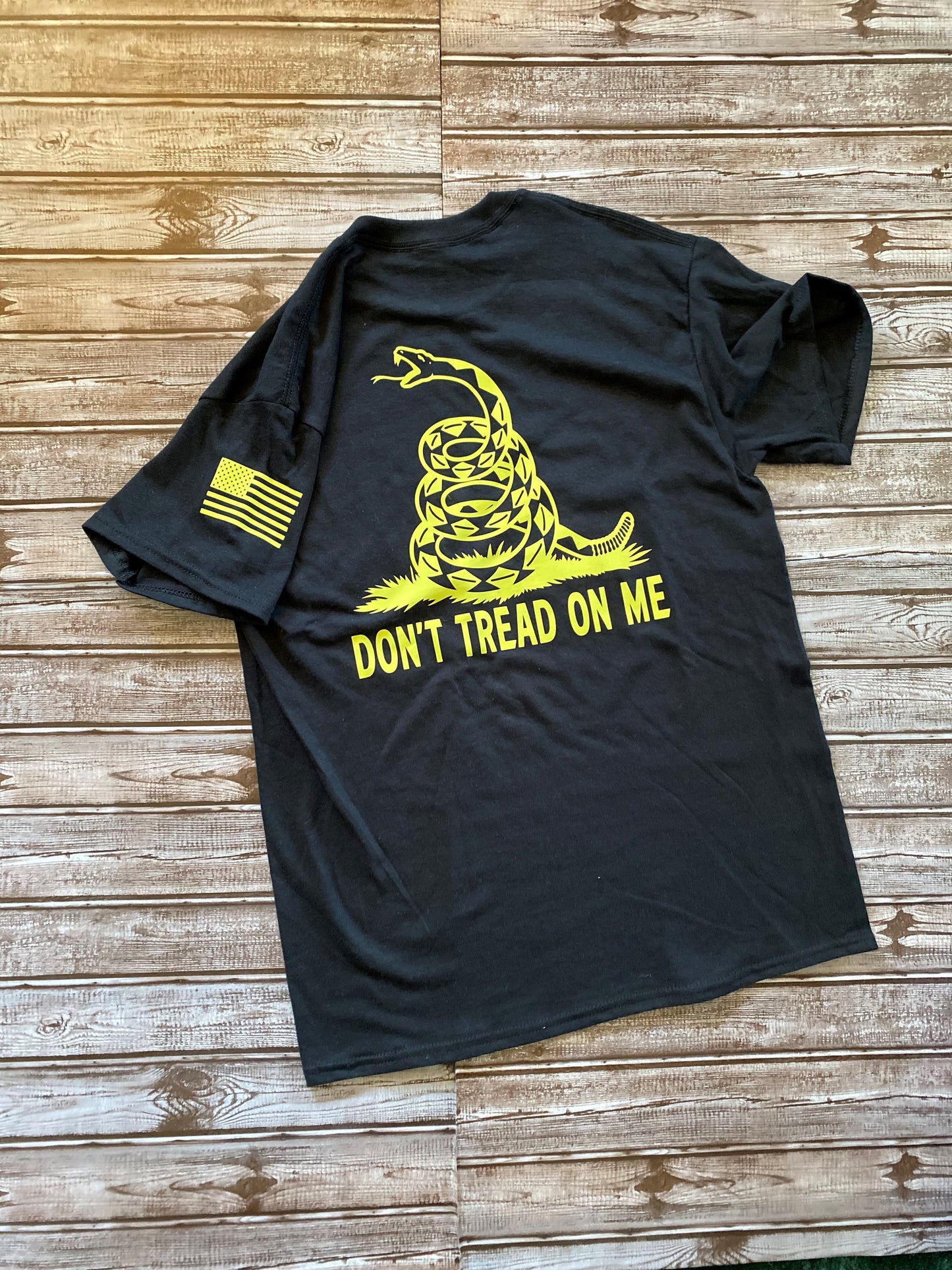 Don't Tread on Me T-shirt, Second Amendment T-shirt